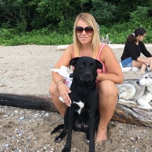 Meet your Posher, Angela